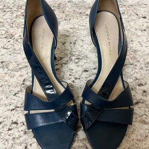 Styling shoes for day and night